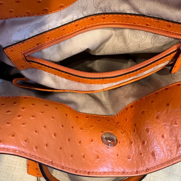 Michael Kors Hamilton purse - Picture 12 of 14